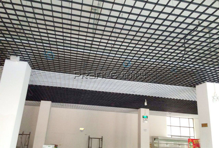 商場(chǎng)鋁格柵吊頂